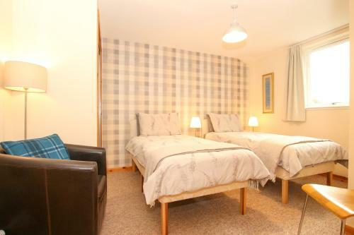 Loch Ness Apartments