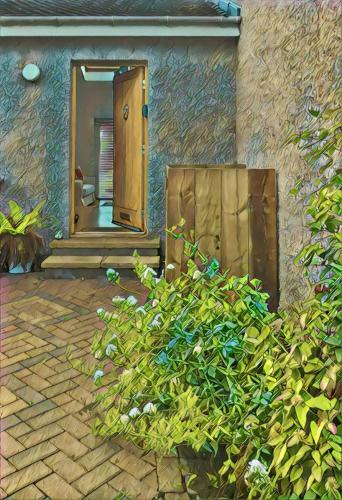 Hostal The Garden Suite