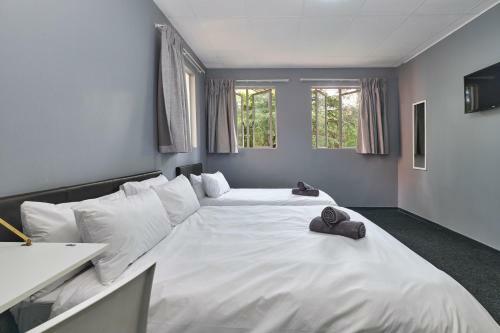 Motel Inn & Out Sandton