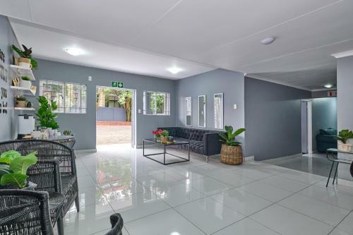 Motel Inn & Out Sandton