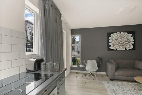Marley On Katherine - Standard Apartments
