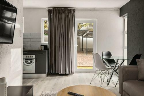 Marley On Katherine - Standard Apartments