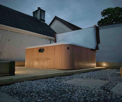 Highland Hottub Retreat, On Nc500