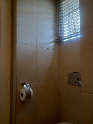 Sandton Apartment 16 - Large 1 Bed