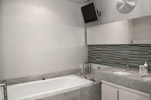 Stunning 2 Bedroom Apartment