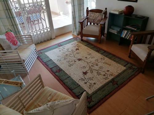 Villa Emmarentia House/group Home For Up To 6 Guests