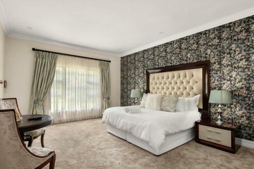 64 Cavendish