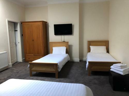The Douglas Hotel