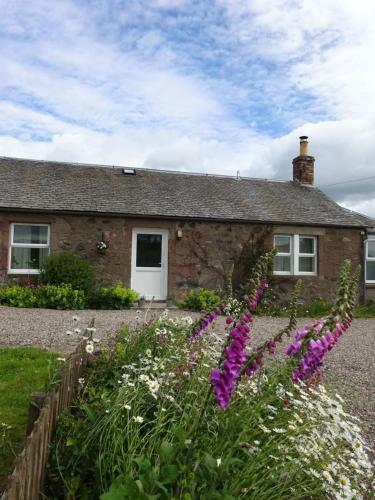 Incheoch Farm Cottage