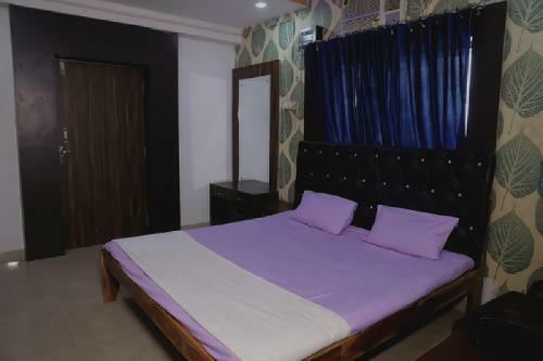 Oyo 88005 Hotel Tripathi Inn