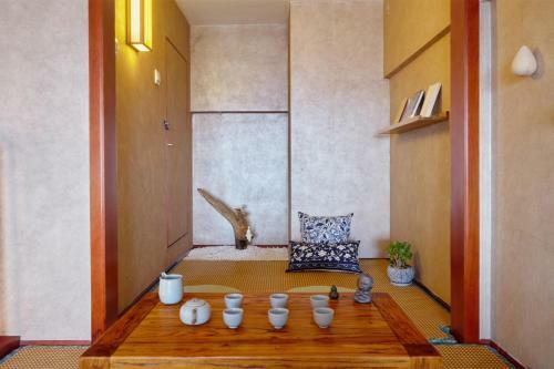 Summer Flower Apartment