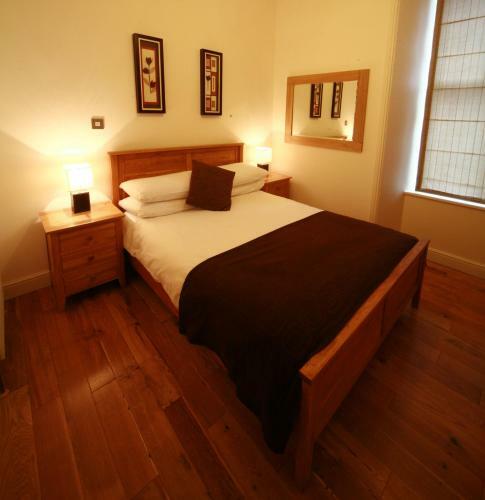 Chaucer Apartment