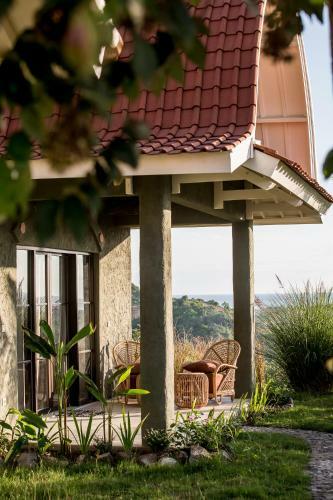 Hotel Cocoon Hut