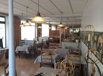 Hotel Logis Le Relais De La Place
