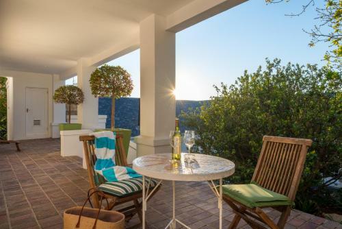 Hostal Manor On The Bay Guest House