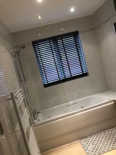 Hideaway Entire Home Rental Hull