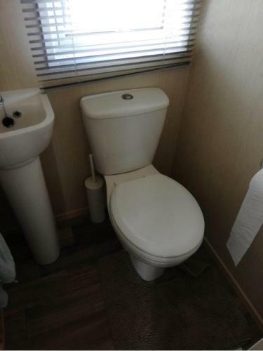 M58 2 Bedroom, 6 Berth Caravan
