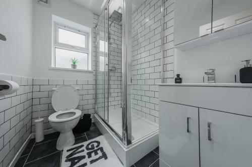 Newly Refurbished Sylish Hull 3 Bed Apartment
