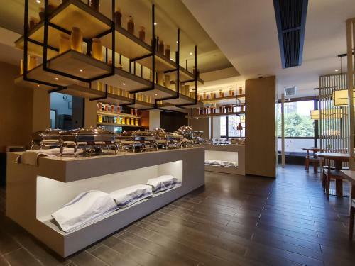 Paco Hotel Guangzhou Beijing Road Metro Branch