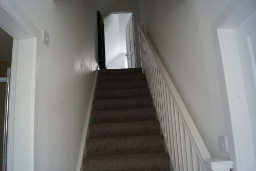Self-contained Light And Bright Apartment In Kirriemuir
