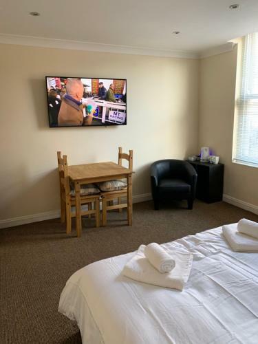 Hostal Castle House
