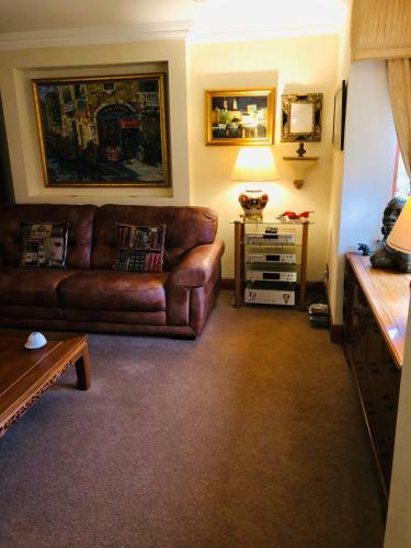 Bed & Breakfast Tranquil Accommodation In A Great Location.