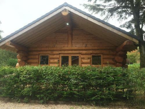 Lodge Ewes Water Log Cabins