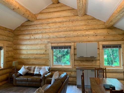 Lodge Ewes Water Log Cabins