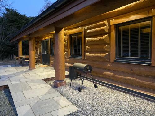 Lodge Ewes Water Log Cabins