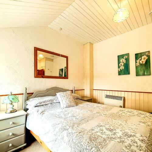Ta Mill Cottages & Lodges - Smithy Cottage
