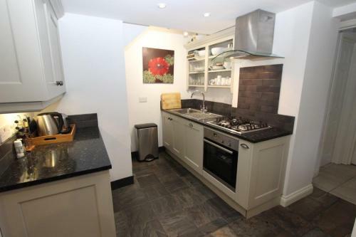 Binswood Garden Apartment