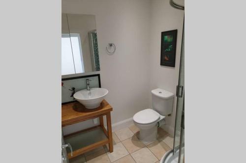 Unkenhaus. Cosy, Modern Apartment, Private Parking