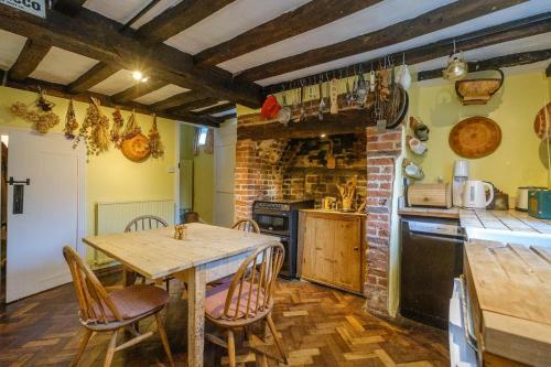 Gunhill Cottages
