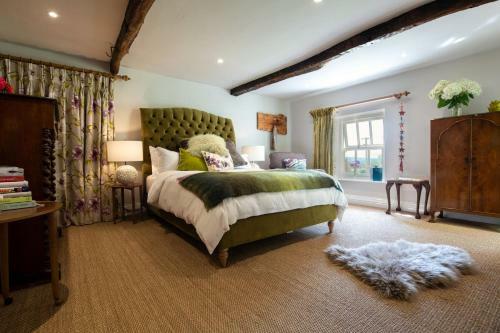 The Room Rawsons