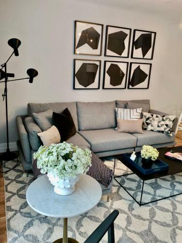 Stylish Highcross 1bed Apartment- Central