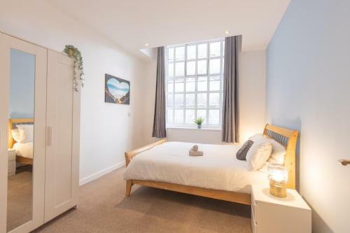 Luxury, Spacious Apartment In City Centre