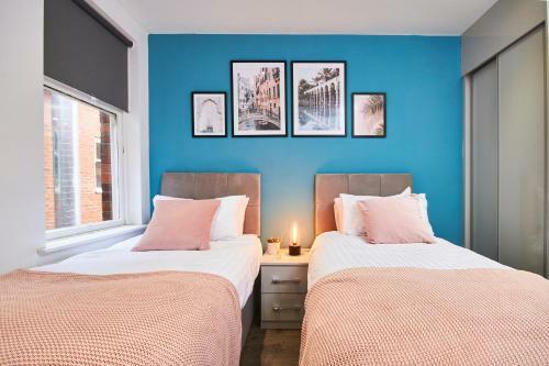 Stunning 2 Bed Apartment - Central Location