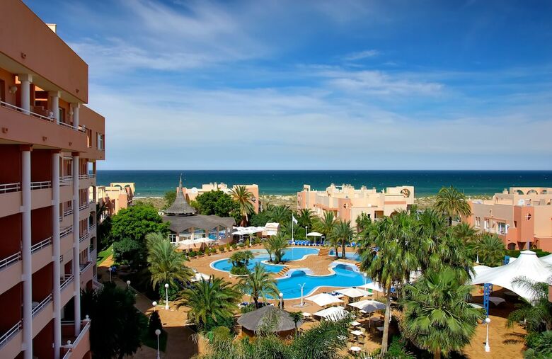 Oliva Nova Golf Beach & Golf Hotel