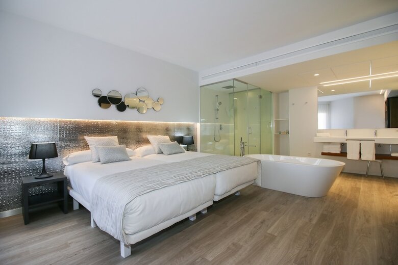 Oliva Nova Golf Beach & Golf Hotel