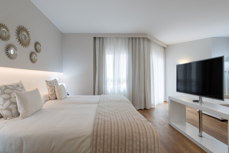Oliva Nova Golf Beach & Golf Hotel
