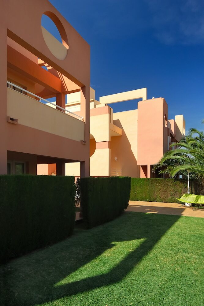 Oliva Nova Golf Beach & Golf Hotel