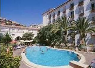 Hotel Lloyd