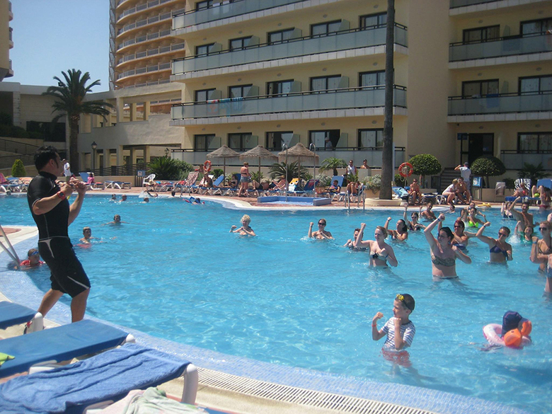 Hotel Puente Real