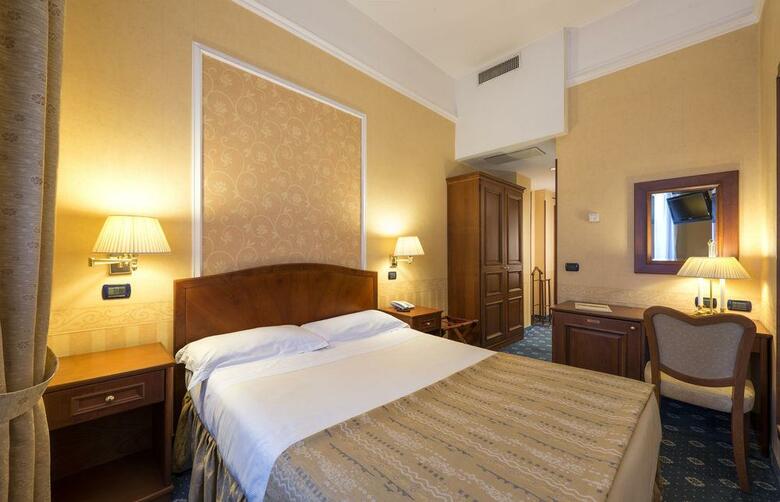 Hotel Lancaster