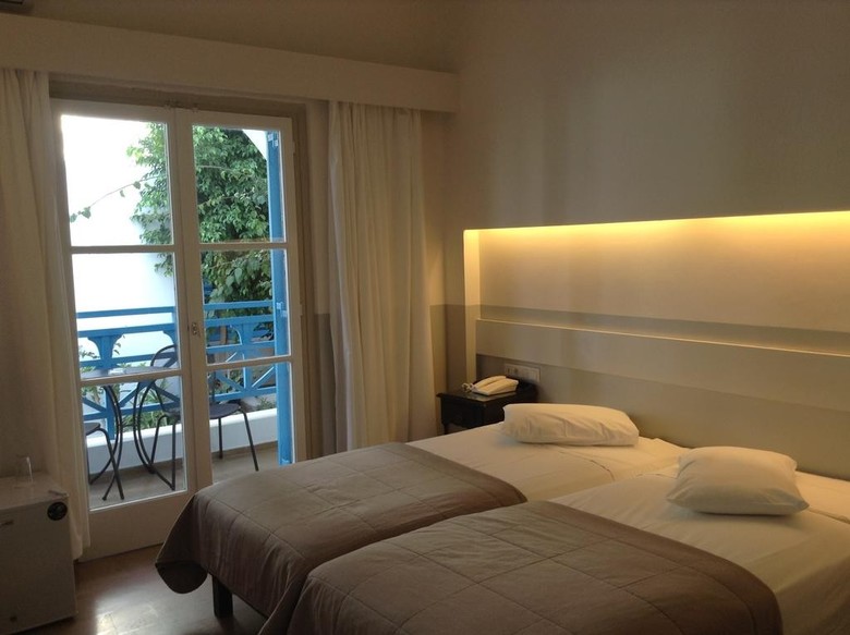 Hotel Kamari Beach
