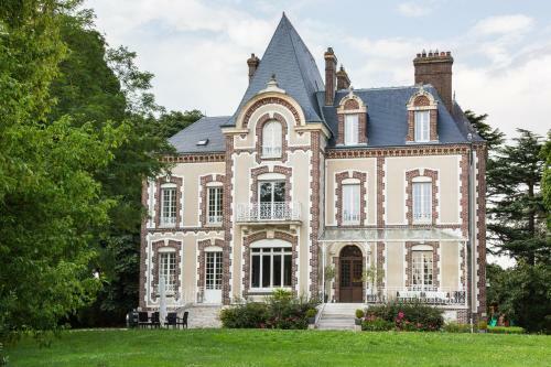 Bed & Breakfast Ch�teau De La Folie