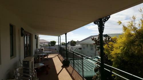 Hostal Le Bay Lodge