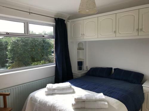 Spacious 5 Double Bed Bedroom Bungalow