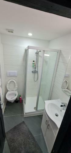 Villa Amaz 4bd With 3 Bt In Bootle