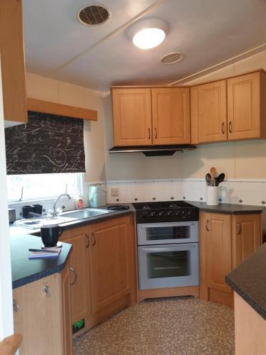Railway Cottage Caravans No2